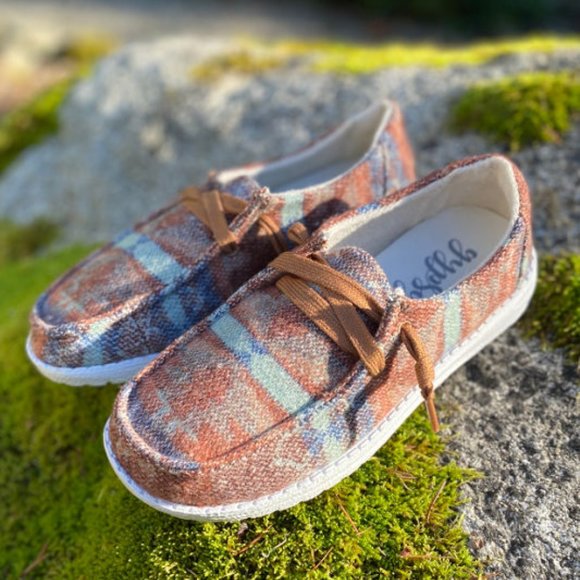 New Gypsy Jazz Aaliyah Slip On Shoes in Rust - Picture 2 of 4